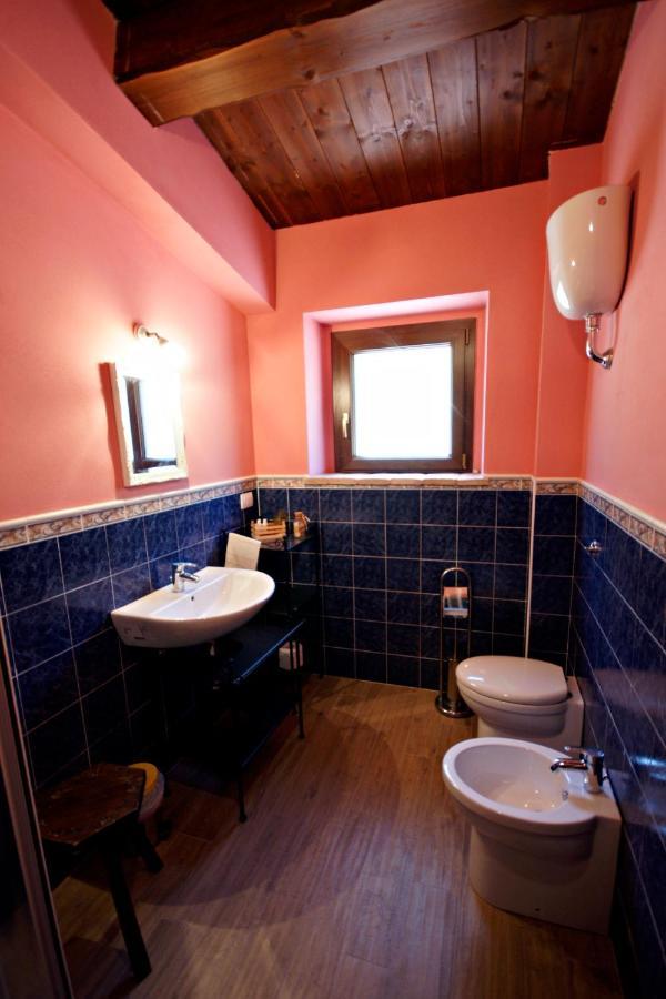 Locanda Della Rocca Sarnano Eksteriør billede