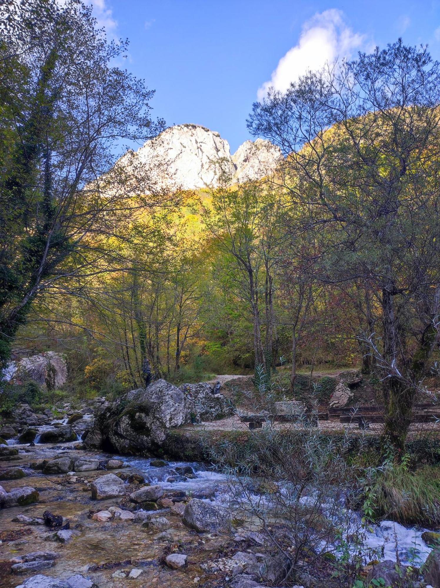 Locanda Della Rocca Sarnano Eksteriør billede