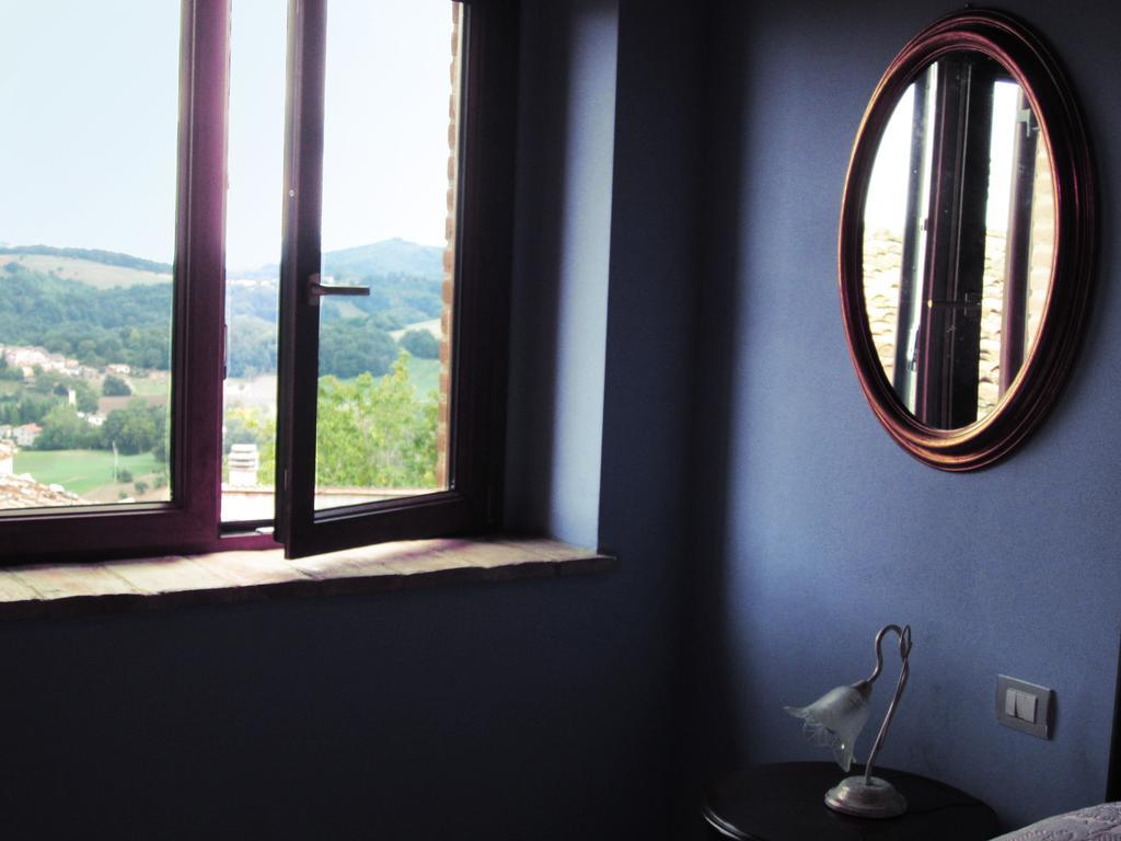 Locanda Della Rocca Sarnano Eksteriør billede